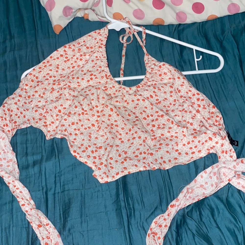 halter tie back top